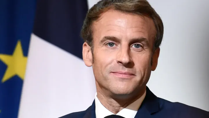 Alerte Cybersécurité : Les SMS frauduleux d'Emmanuel Macron, nouvelle tactique des escrocs