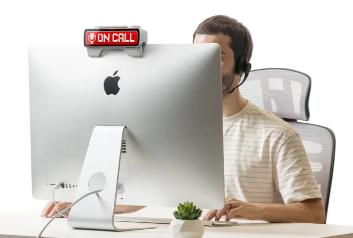Busy Bar : l'arme anti-distraction des créateurs du Flipper Zero
